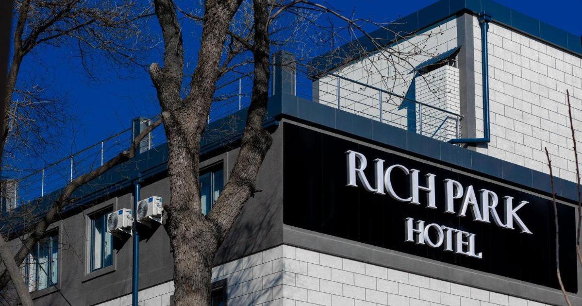 טשקנט Rich Park Hotel מראה חיצוני תמונה