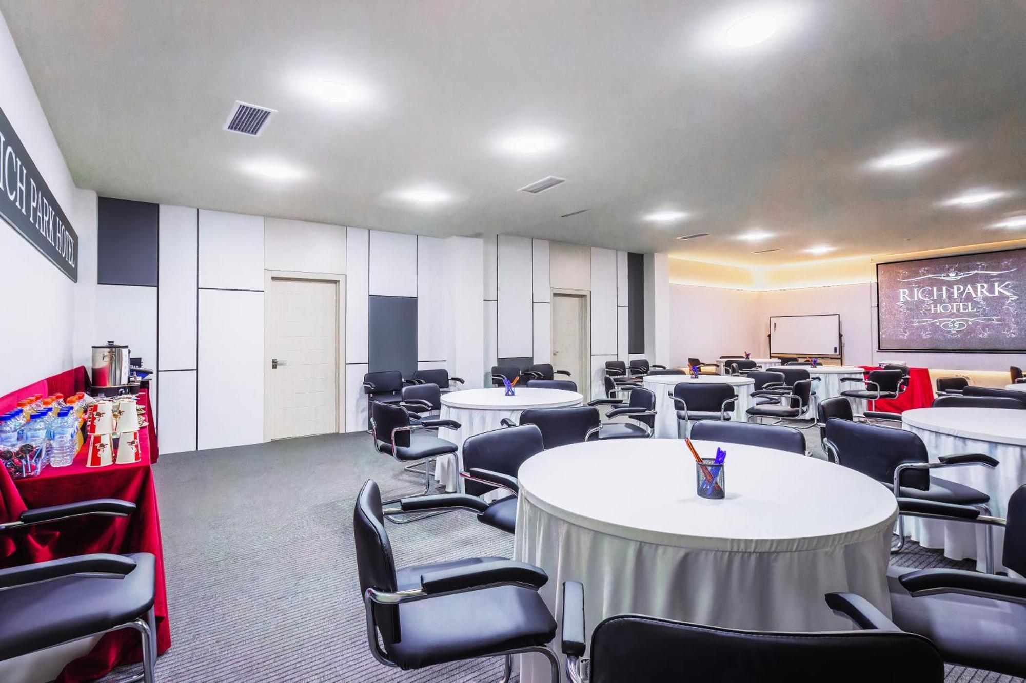 טשקנט Rich Park Hotel מראה חיצוני תמונה