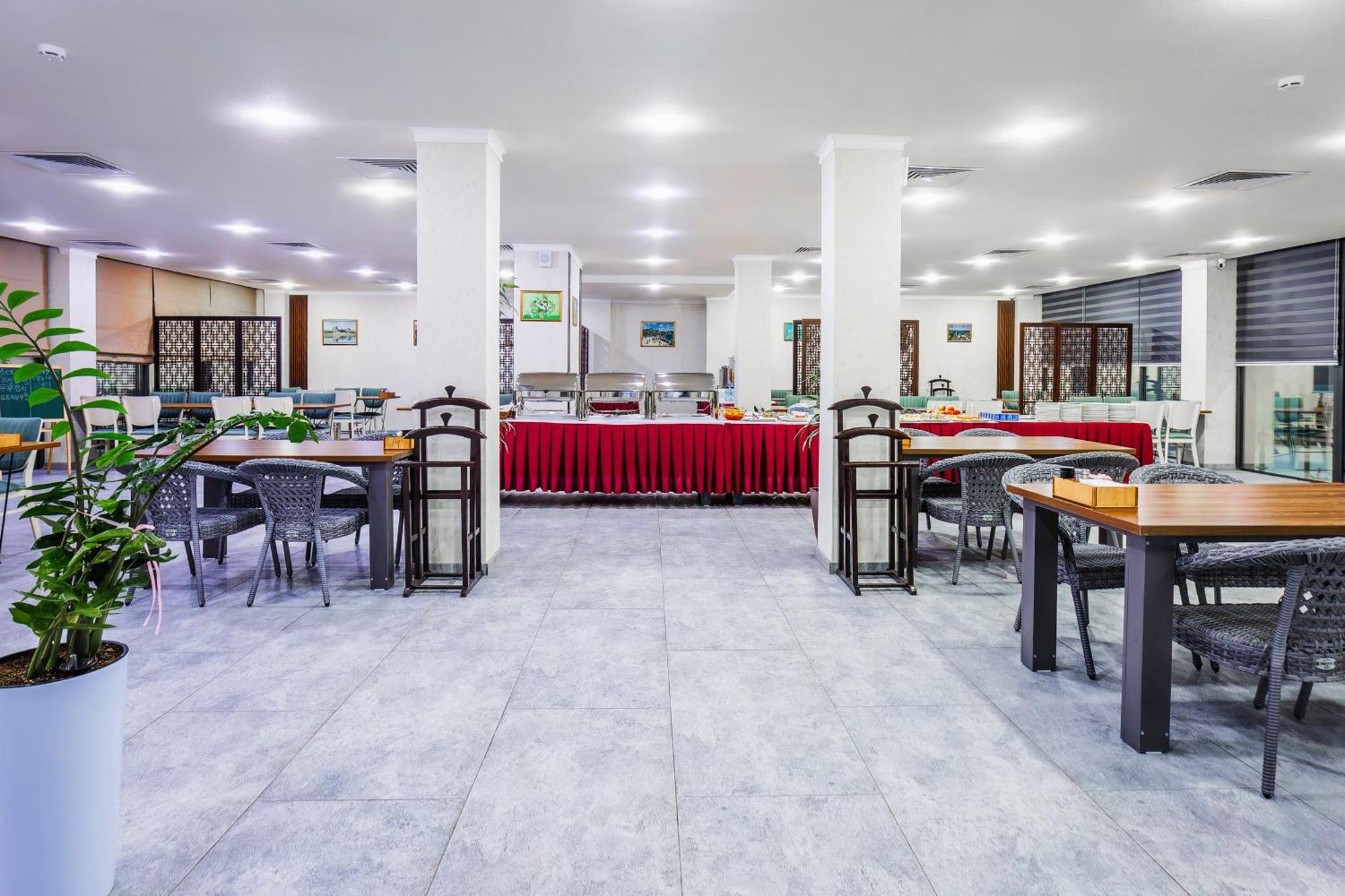 טשקנט Rich Park Hotel מראה חיצוני תמונה